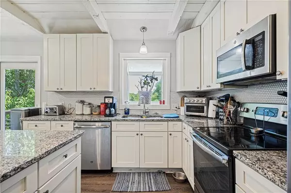 Kearney, MO 64060,17901 Cameron RD