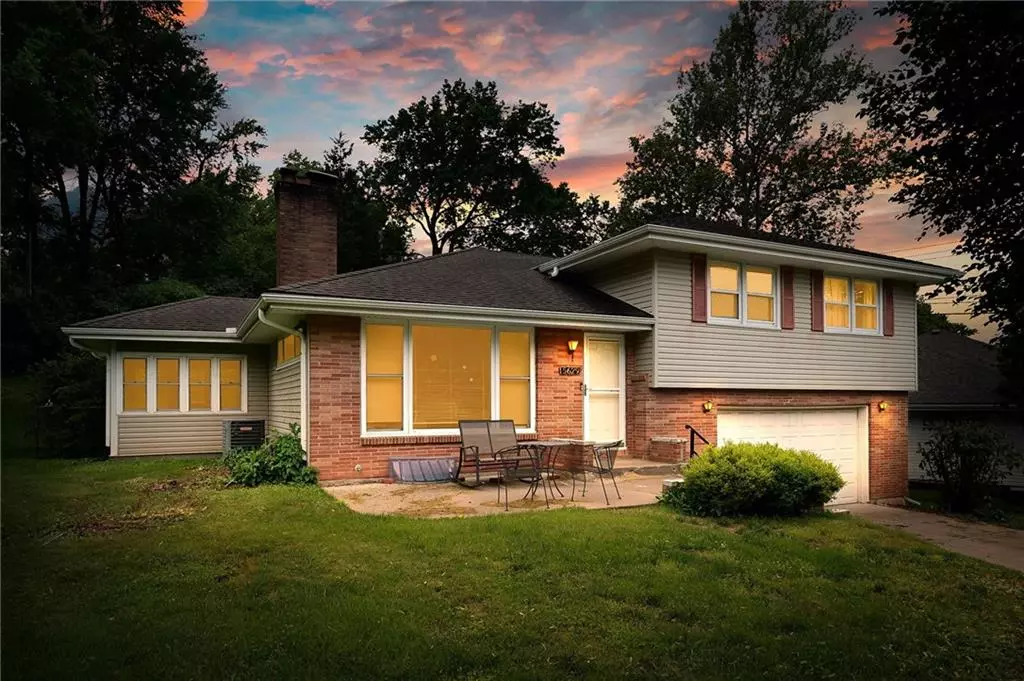 Roeland Park, KS 66202,5629 W 50th ST