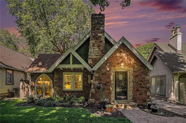 7128 Jefferson ST, Kansas City, MO 64114
