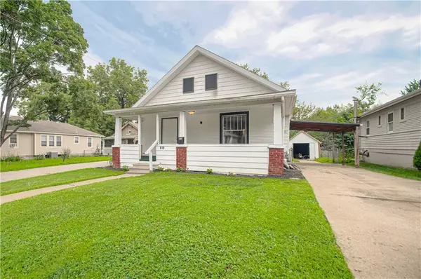 819 S Ash AVE, Independence, MO 64053