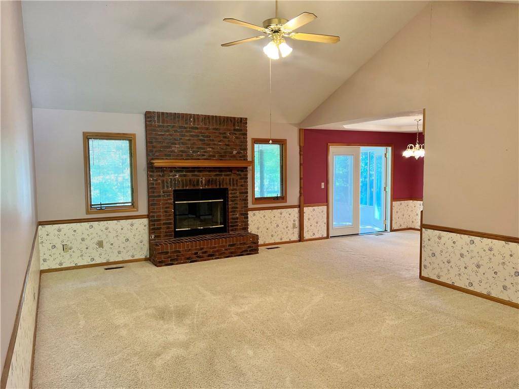 Lawrence, KS 66049,4125 Goldfield ST