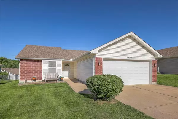 2904 Easton ST, Harrisonville, MO 64701