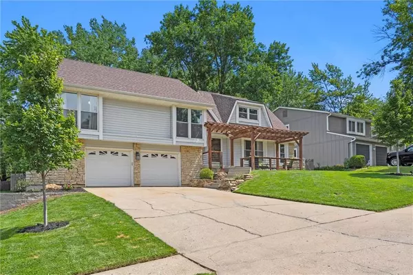 Lenexa, KS 66215,14620 W 91st PL