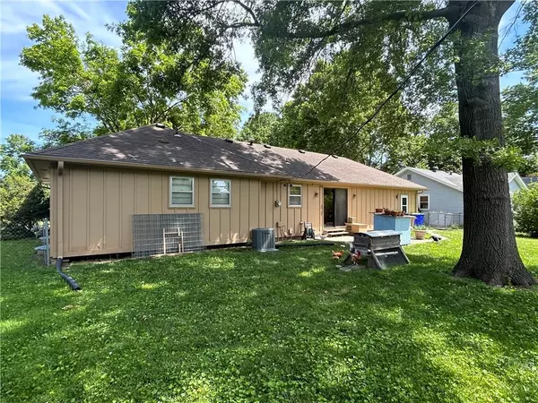 Shawnee, KS 66203,11007 W 48TH ST