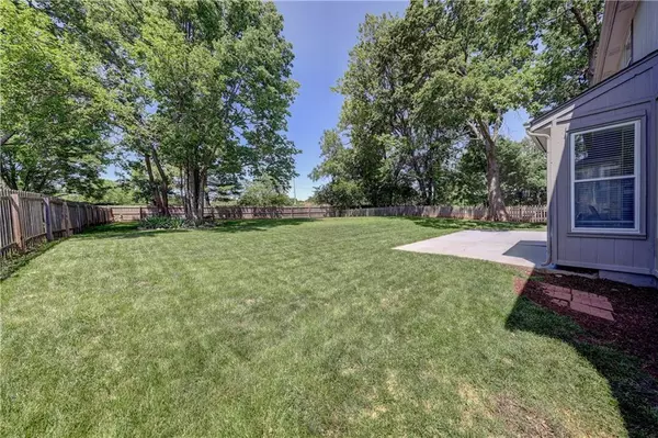 Overland Park, KS 66223,5616 W 151st TER