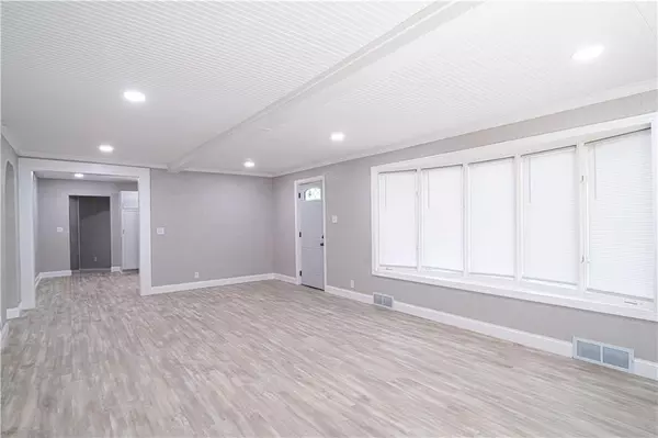 St Joseph, MO 64504,1021 Harmon ST