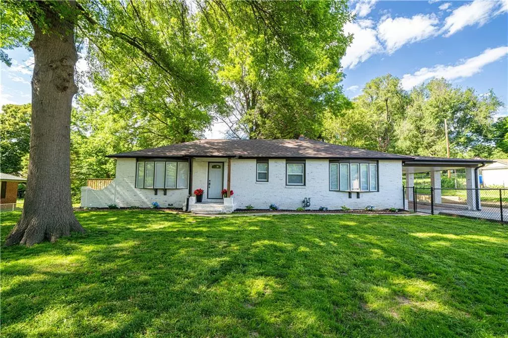 St Joseph, MO 64504,1021 Harmon ST