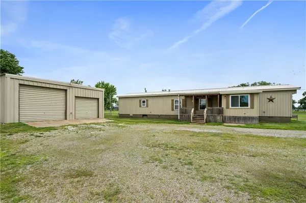 30511 W 327th ST, Paola, KS 66071