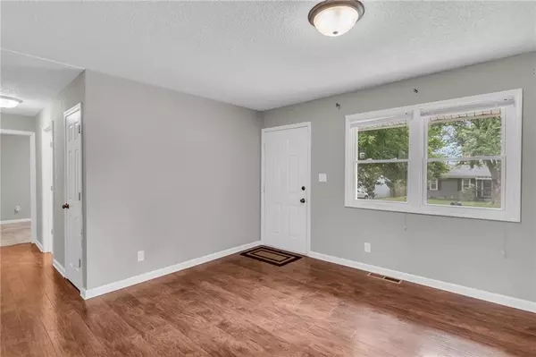 Kansas City, MO 64119,7310 NE 51st ST