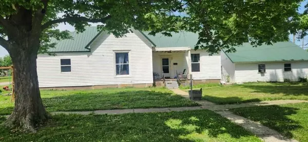 246 E 14th ST, Baxter Springs, KS 66713