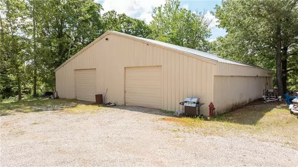 Camdenton, MO 65020,155 Trailer RD