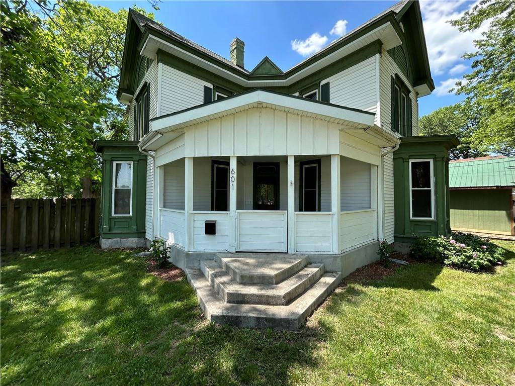 601 W Benton ST, Windsor, MO 65360