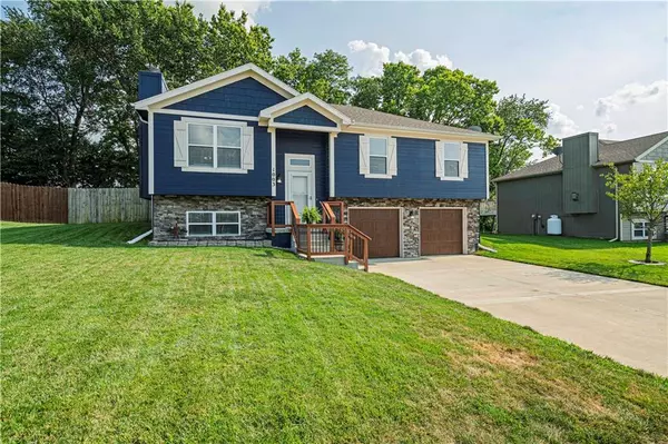 Smithville, MO 64089,1003 Buttercup ST