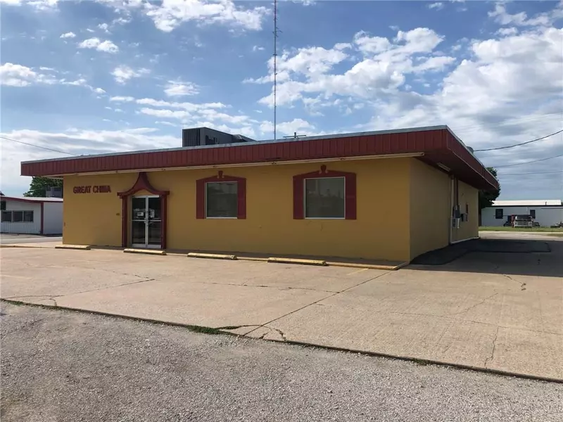 2001 W Main ST, Independence, KS 67301