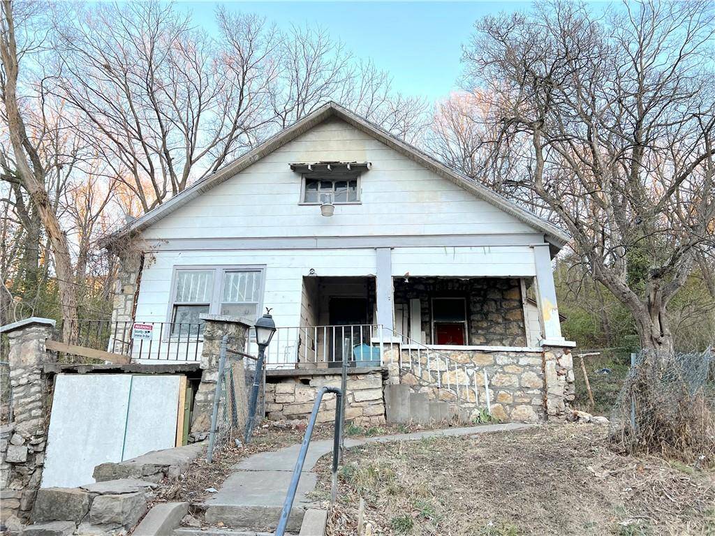 Kansas City, KS 66106,1903 Woodland BLVD
