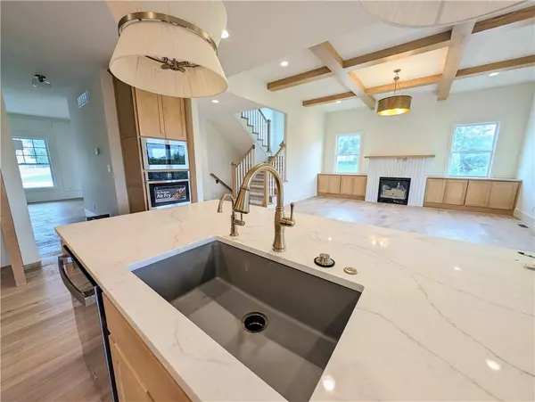 Kearney, MO 64060,12225 Marie CT