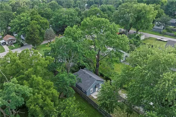 Kansas City, MO 64114,213 E 80th ST