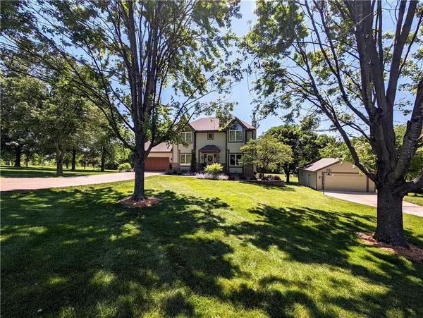 Kearney, MO 64060,15414 Applewood LN