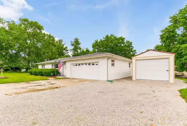 Lansing, KS 66043,109 Nina ST