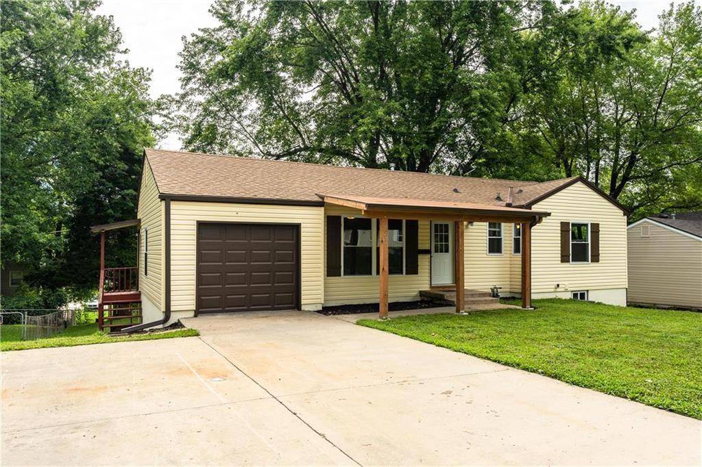 3601 N Spring ST, Independence, MO 64050