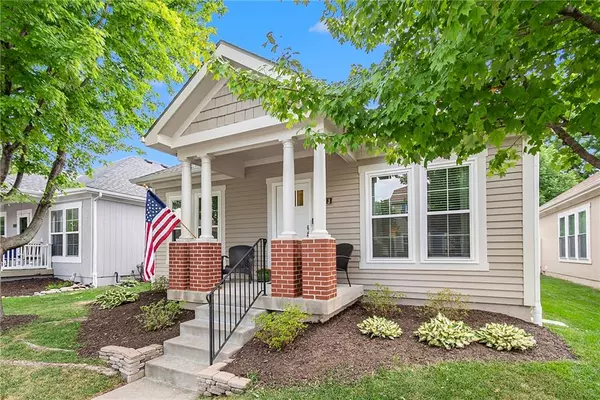 513 E 29th AVE, North Kansas City, MO 64116