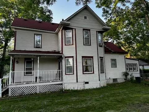 807 S Independence ST, Harrisonville, MO 64701