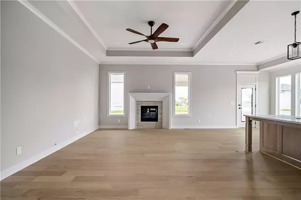 Lenexa, KS 66227,24195 W 91st TER