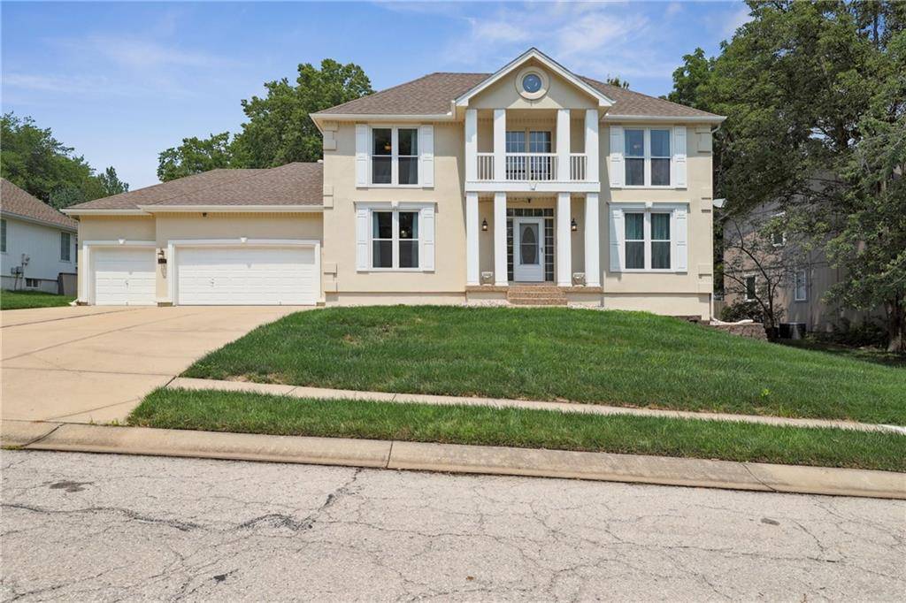 2117 SW Park AVE, Blue Springs, MO 64015
