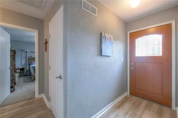 Freeman, MO 64746,25605 S Lake Annette RD