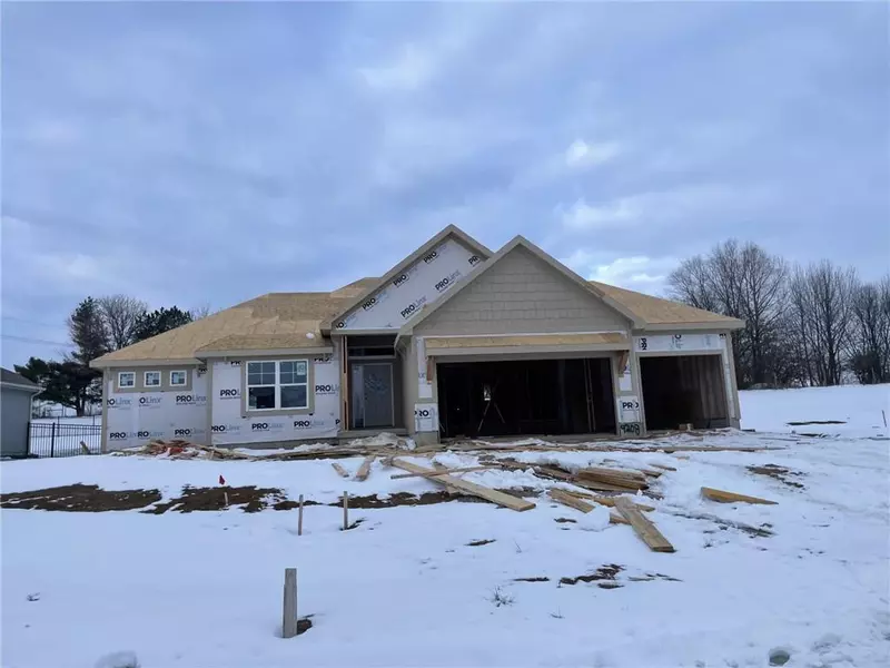 9208 N Poplar AVE, Kansas City, MO 64156