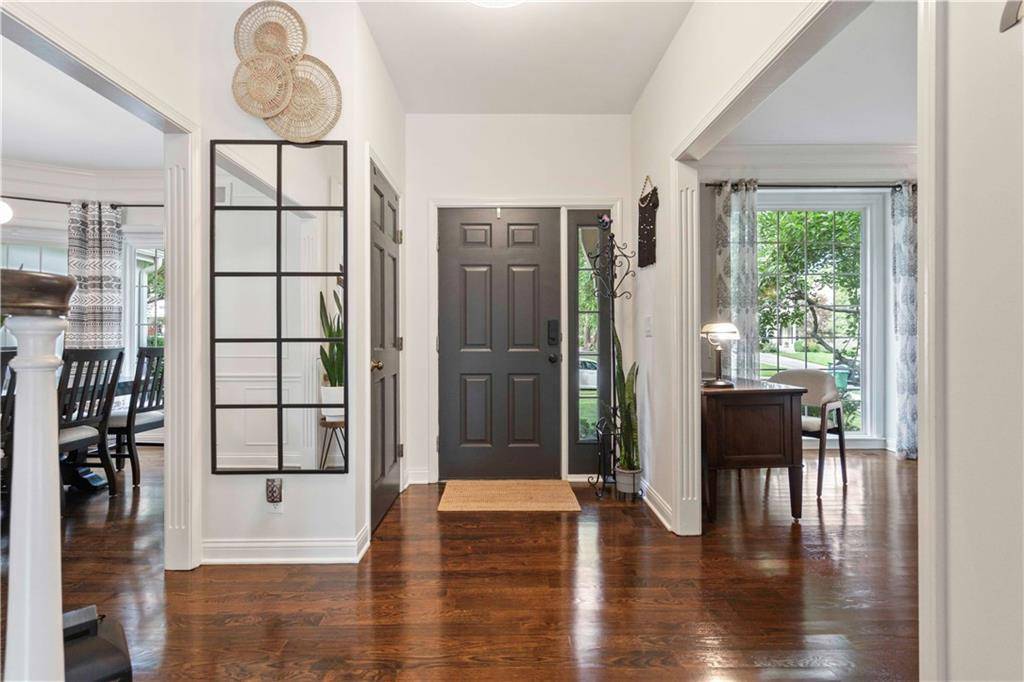 Leawood, KS 66224,13805 Pembroke LN