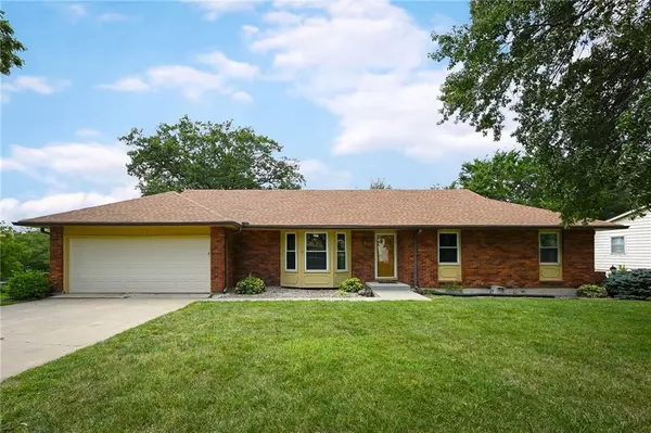 6600 NW Valley View DR,  Parkville,  MO 64152