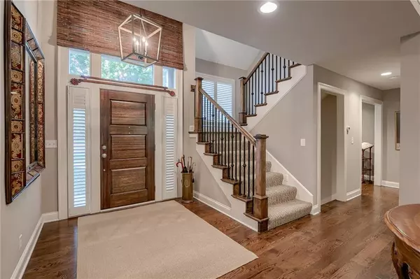 Overland Park, KS 66207,3904 W 101st TER