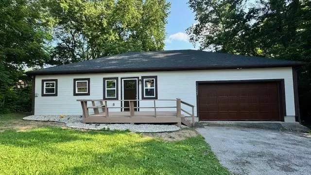 11905 E Kentucky AVE, Sugar Creek, MO 64054