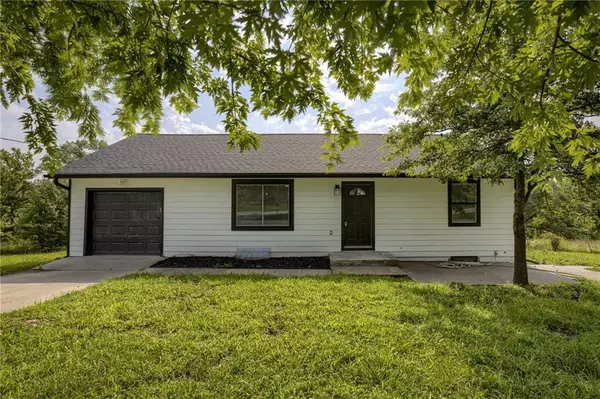 5 N 122nd ST, Bonner Springs, KS 66012