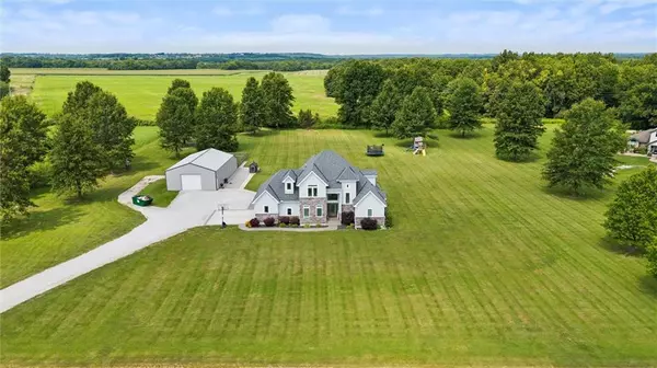 1500 Aaron LN, Adrian, MO 64720
