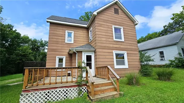 Fort Scott, KS 66701,828 Marion AVE