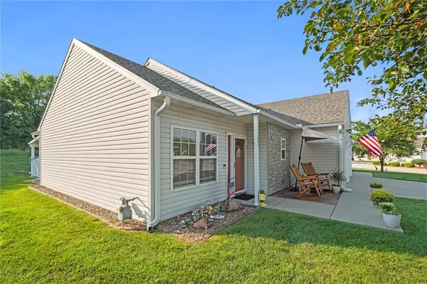 Tonganoxie, KS 66086,1651 Fall Creek DR