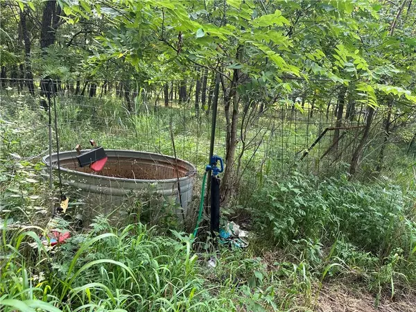 Blue Mound, KS 66010,1563 County Rd 1077 RD