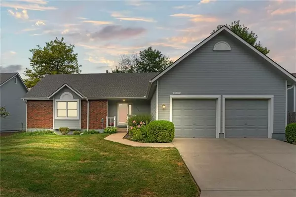 15724 Travis ST, Overland Park, KS 66223