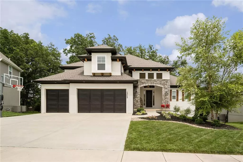 Overland Park, KS 66224,15709 Alhambra ST