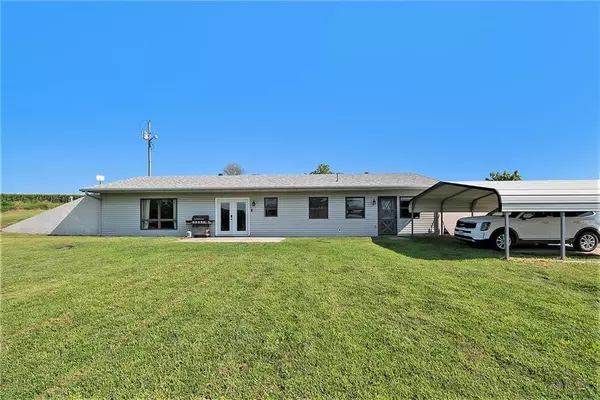 25043 Highway HH HWY, Mound City, MO 64470