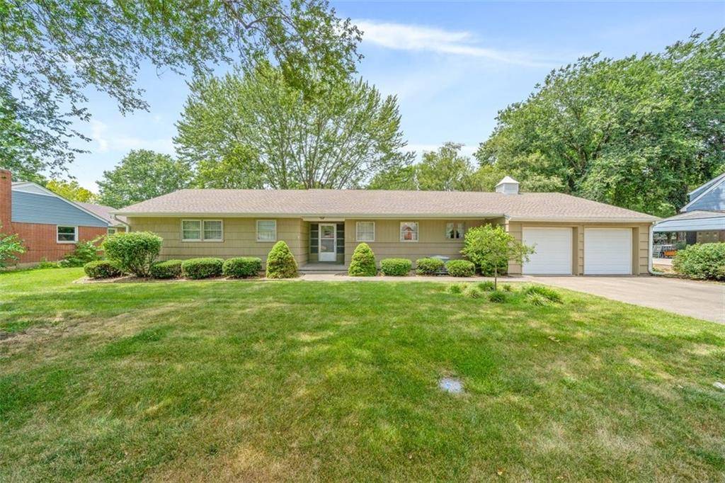 204 S Price AVE, Harrisonville, MO 64701