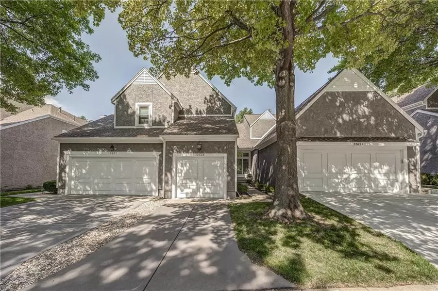 12628 Barkley ST, Leawood, KS 66209