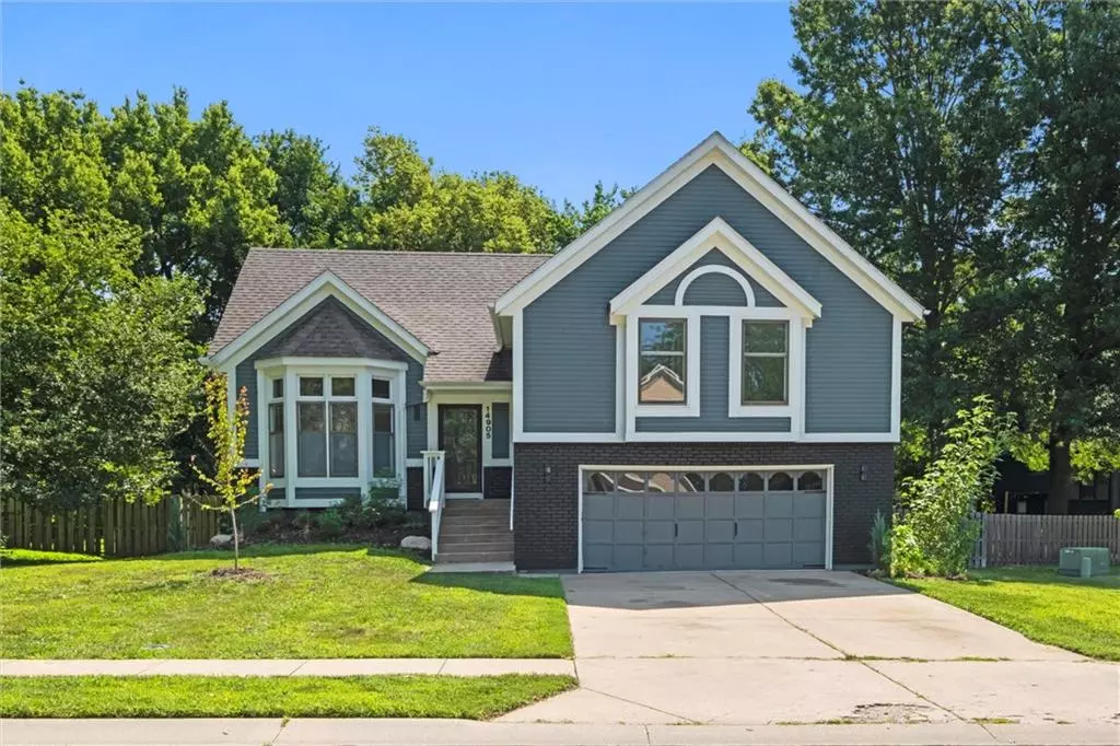 Overland Park, KS 66223,14905 Hemlock ST