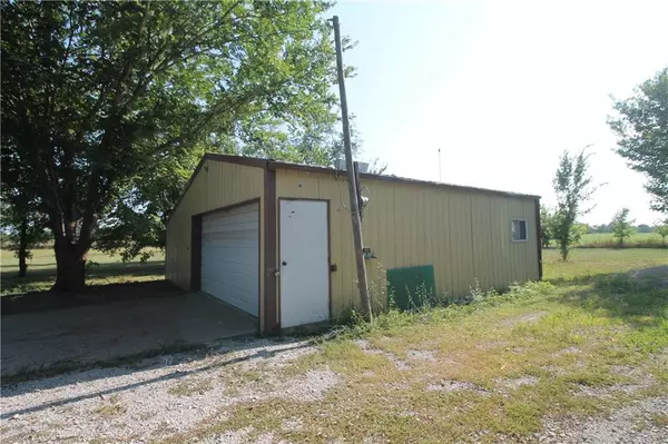 Elk City, KS 67344,5855 CR 2700 N/A