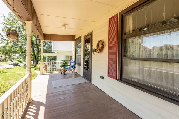 St Joseph, MO 64507,2813 Monterey ST