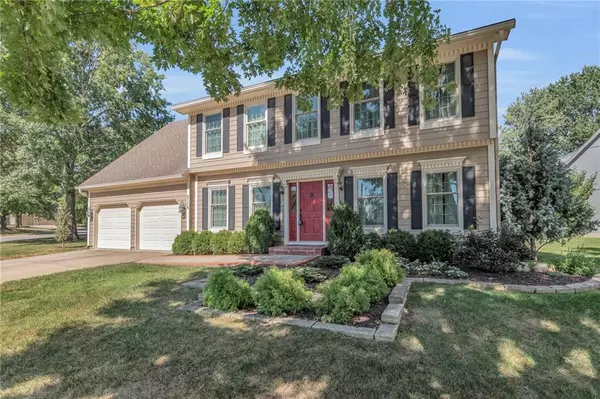 Blue Springs, MO 64014,2116 NE Waterfield PL