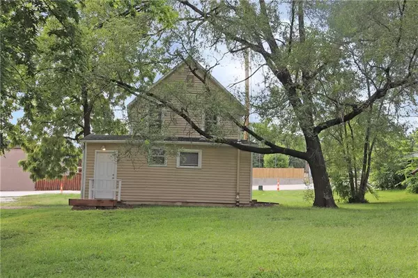 Lansing, KS 66043,216 N Main ST