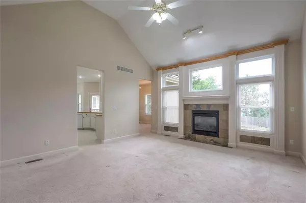 Lawrence, KS 66047,1817 Sweetwater CT